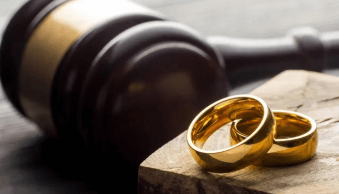 حقوق و تکالیف در فسخ یا طلاق